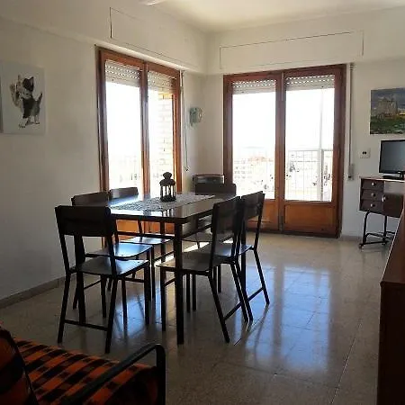 Apartamento Espert Перельо